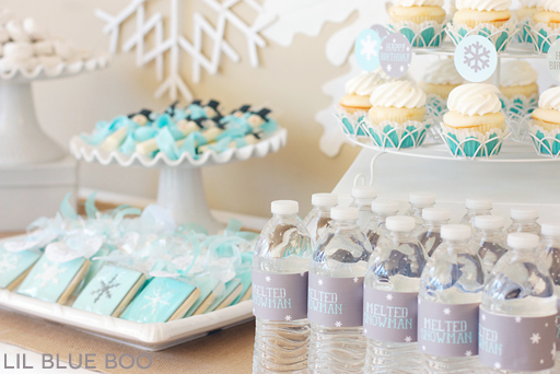 Desert Table: A Frozen Winter Birthday Party with Snowflakes and Snowmen in Turquoise, Light Blue, Grey and White via Ashley Hackshaw / lilblueboo.com #frozen