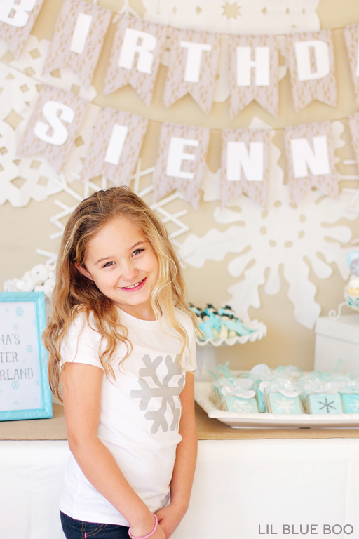 The Birthday Girl: A Frozen Winter Birthday Party with Snowflakes and Snowmen in Turquoise, Light Blue, Grey and White via Ashley Hackshaw / lilblueboo.com #frozen