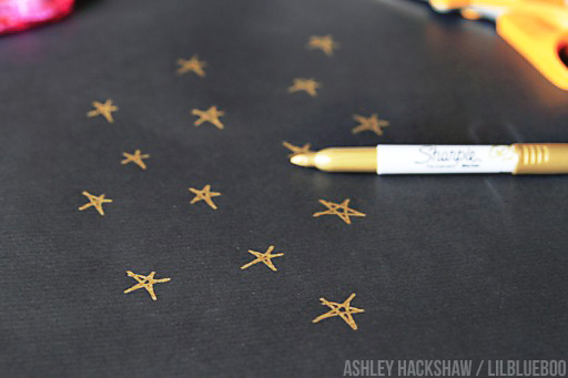 Creating your own DIY Wrapping paper