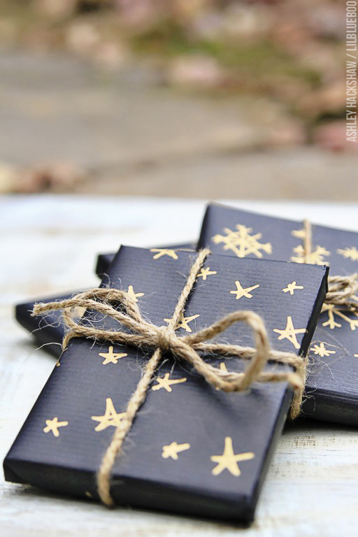 Holiday Gift Wrap - Antlers, Black