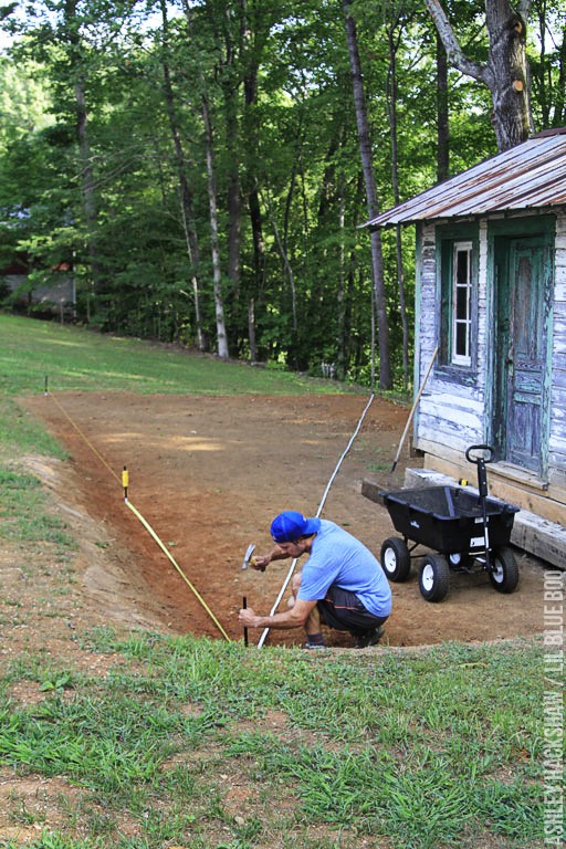 measuring a straight picket fence