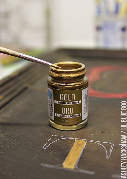 Sign Painting - liquid gilding in gold