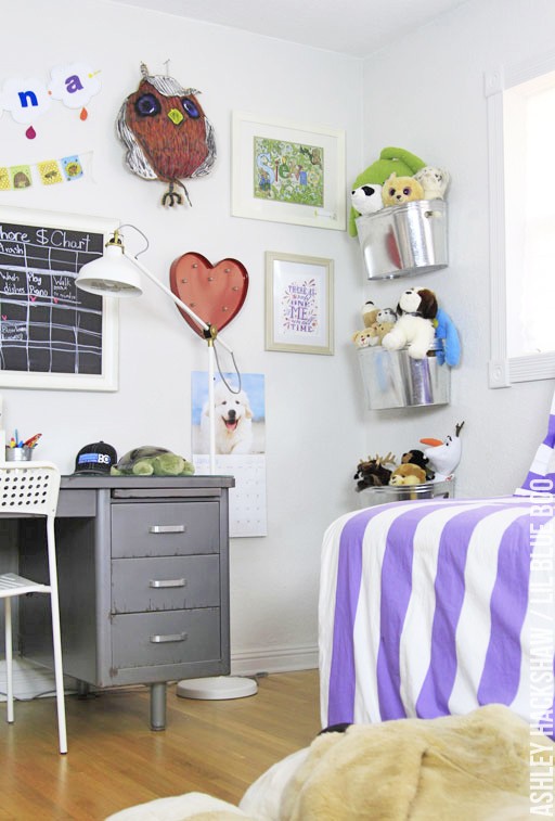 Stuffed Animal Storage - How to Store Stuffed Animals and keep them off the floor, off the bed! #michaelsmakers #organization #storage 