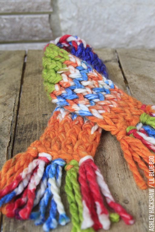 Easy DIY Scarf using a knitting loom - the easiest way to knit