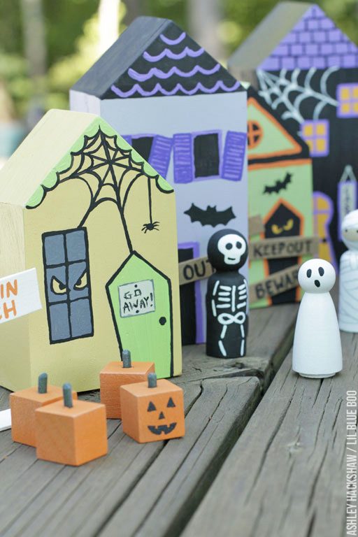 Halloween Peg Dolls and Village - DIY Paint Your Own