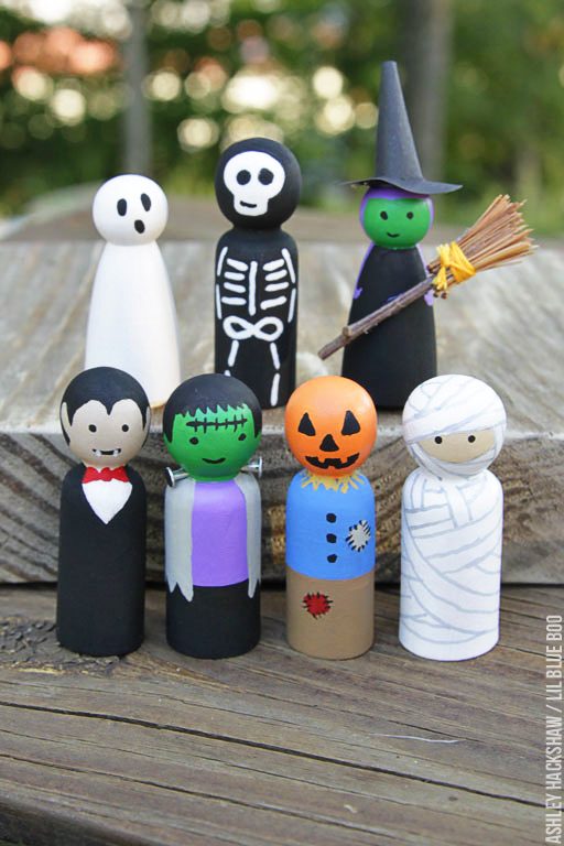 How to Make Peg Dolls - Halloween Peg Dolls