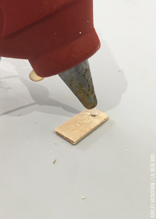 How to glue popsicle sticks