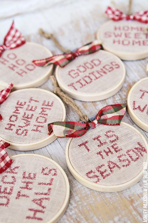 Farmhouse Rustic Farm Christmas Decor and Ornament Ideas 