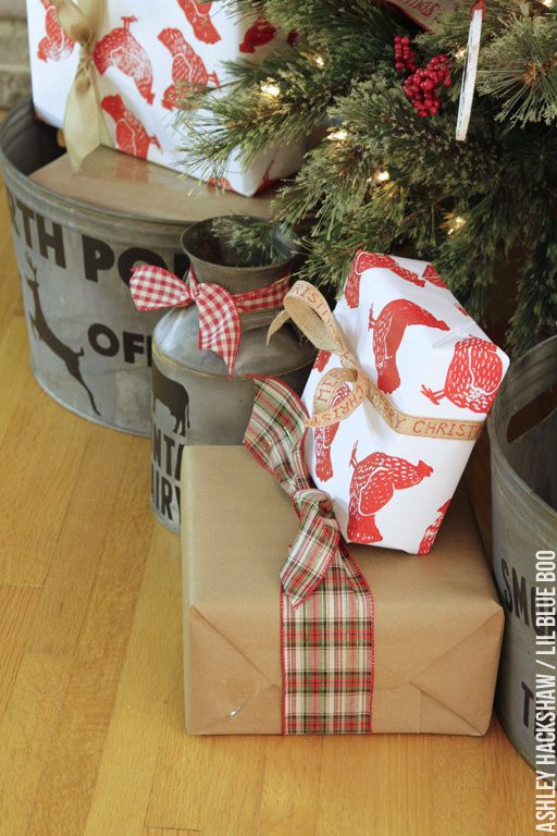 DIY: Stamped Wrapping Paper - Chicken themed rustic farmhouse decor 