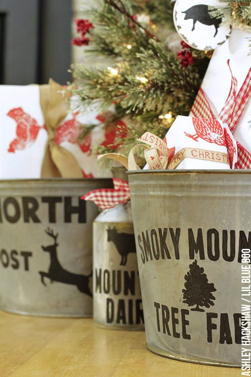 Rustic Farmhouse Christmas Holiday Decor