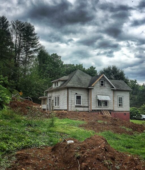 Bryson City Farmhouse renovation - Restoring a 100-year old farmhouse in the Smoky Mountains 