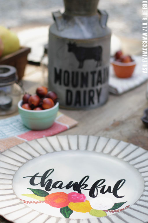 DIY Calligraphy Chargers - Rustic Farmhouse Table Decor and Fall Decorating Ideas 