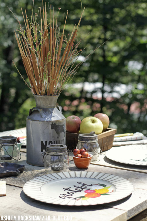 DIY Calligraphy Chargers - Rustic Farmhouse Fall Table Decor 