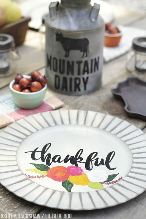 DIY Calligraphy Chargers - Wedding Thanksgiving Farmhouse Rustic