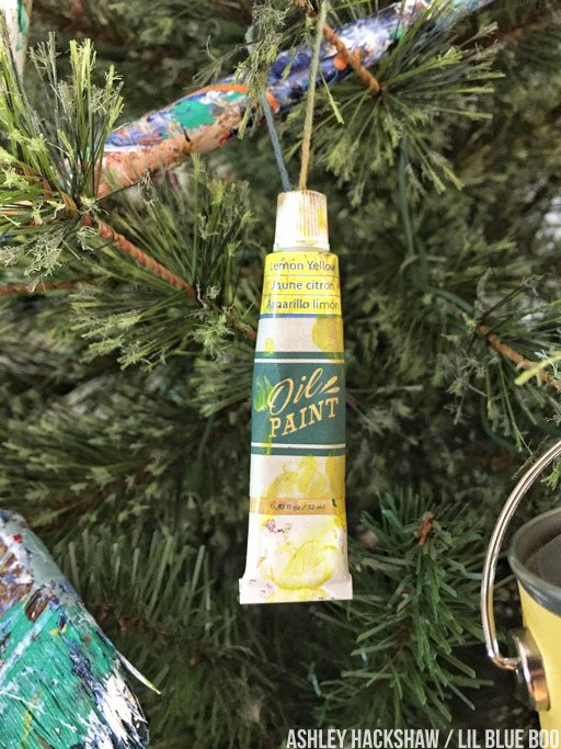 DIY Handmade Christmas Ornaments - 2017 Dream Tree Challenge - Vintage Art Supply Inspired Tree 