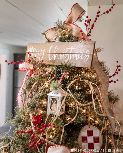 Raffia Christmas Tree and Berry Stems