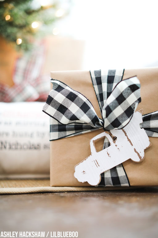 black and white buffalo plaid christmas decorations